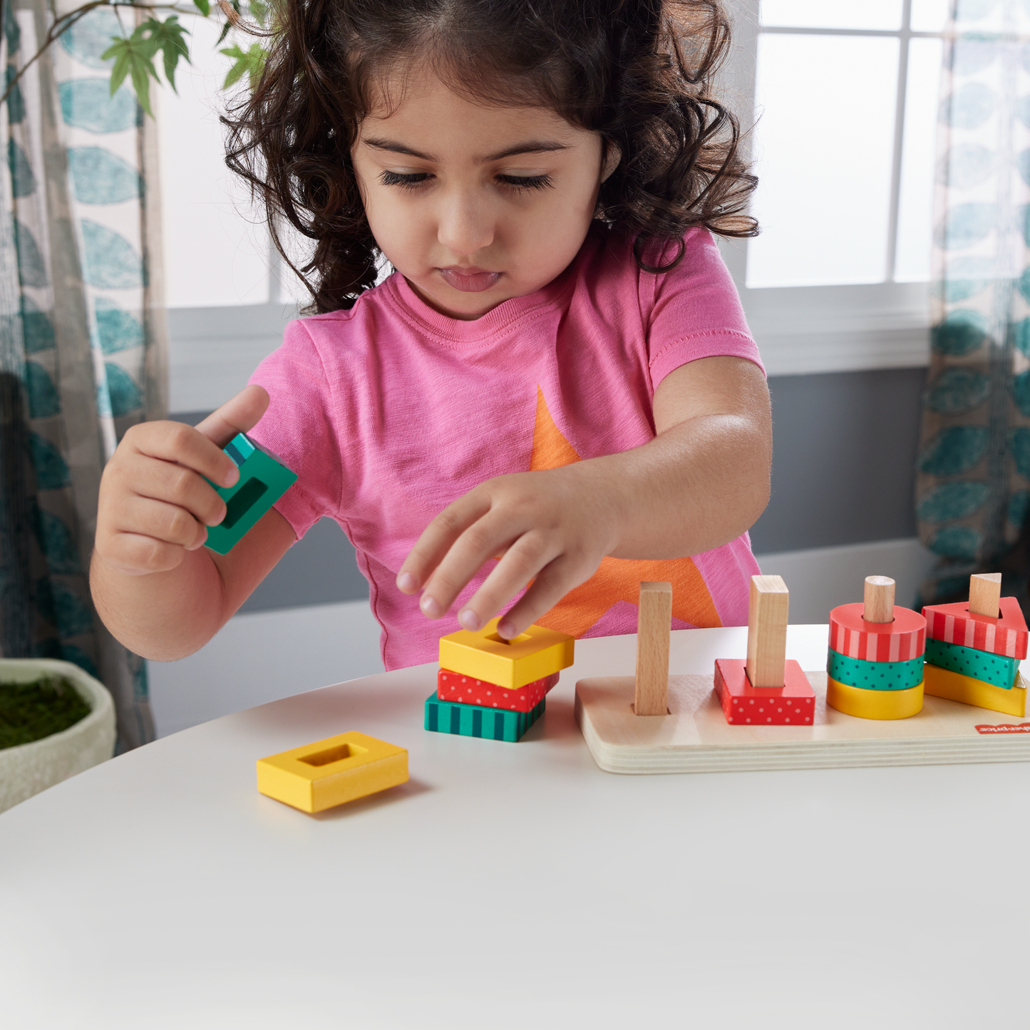 Fisher-Price Empileur de Formes en Bois, Triage, 13 ¨¦l¨¦ments